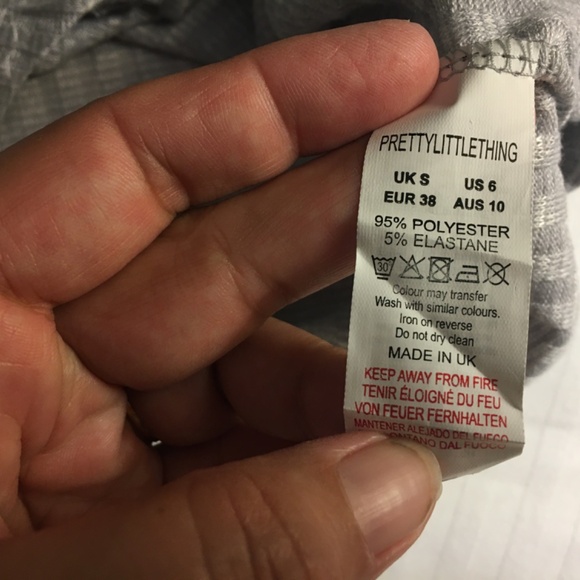 Pretty Little Thing top - Picture 3 of 5